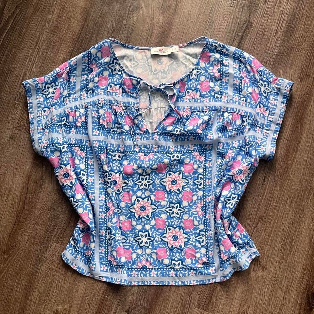 Vineyard vines Women's Blouse